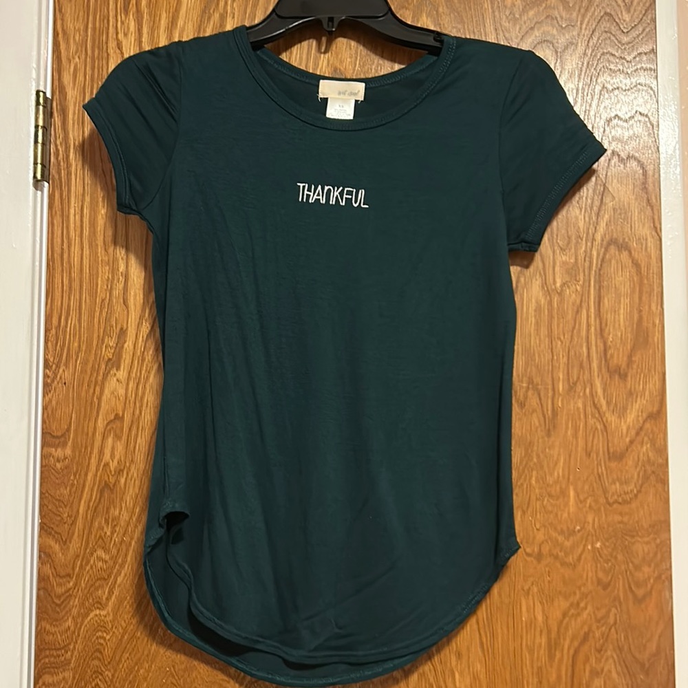NWT Wet Seal “THANKFUL” Tee